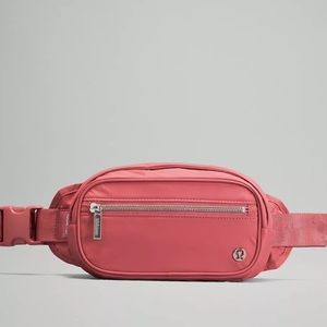 Lululemon Wanderlust Belt Bag in Brier Rose